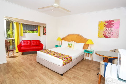 Port Douglas Motel - Tourism Caloundra 21
