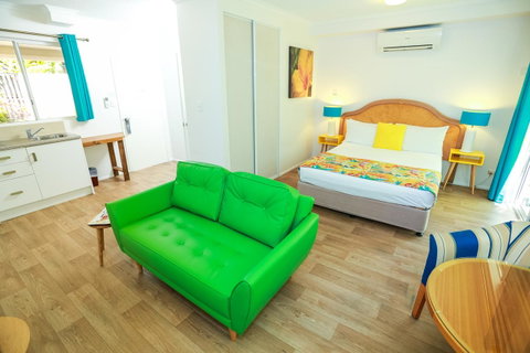 Port Douglas Motel - Tourism Caloundra 12