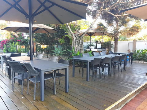Casablanca Beachfront Apartments - Tourism Caloundra 2