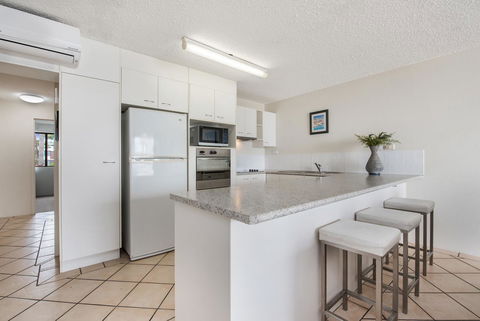 Alexandria Apartments - Tourism Caloundra 11
