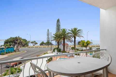 Alexandria Apartments - Tourism Caloundra 35