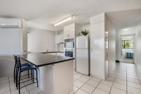 Alexandria Apartments - Tourism Caloundra 17