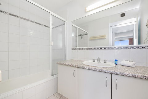 Alexandria Apartments - Tourism Caloundra 14
