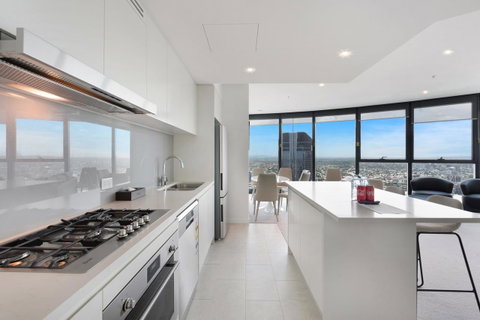 Brisbane Skytower By CLLIX - Tourism Caloundra 5