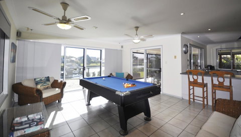 Bribie Island Canal Holiday Destination! - Tourism Caloundra 12