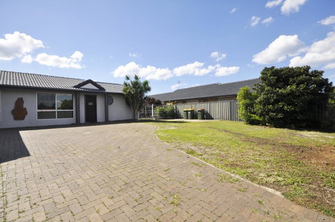 Bribie Island Canal Holiday Destination! - Tourism Caloundra 2