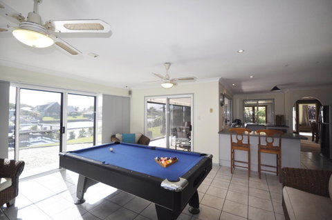 Bribie Island Canal Holiday Destination! - Tourism Caloundra 20