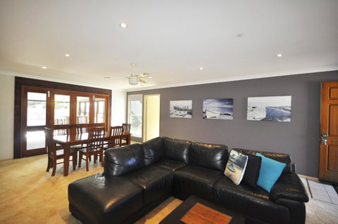 Bribie Island Canal Holiday Destination! - Tourism Caloundra 11