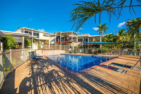Airlie Apartments - Tourism Caloundra 4