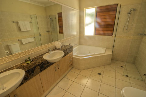 Paradise Links Resort Port Douglas - Tourism Caloundra 44
