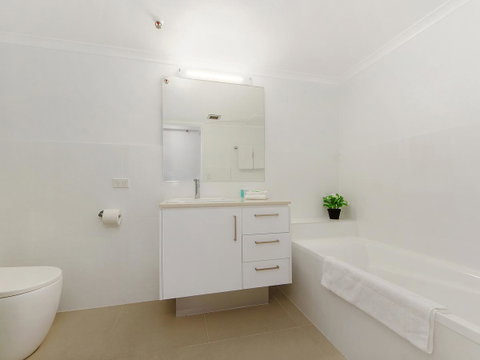 Sunbird Beach Resort Main Beach - Tourism Caloundra 31