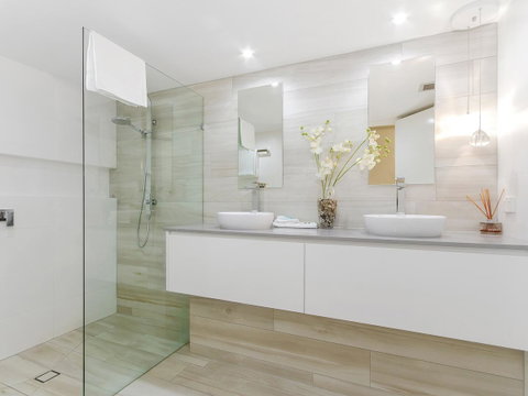 Sunbird Beach Resort Main Beach - Tourism Caloundra 5