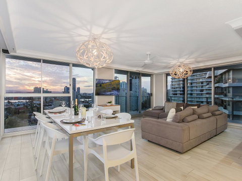 Sunbird Beach Resort Main Beach - Tourism Caloundra 11