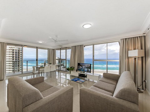Sunbird Beach Resort Main Beach - Tourism Caloundra 19