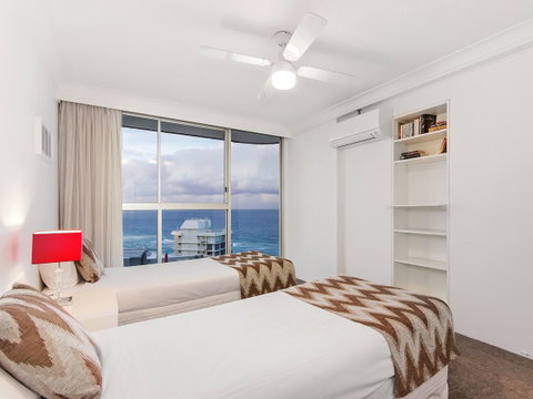 Sunbird Beach Resort Main Beach - Tourism Caloundra 13