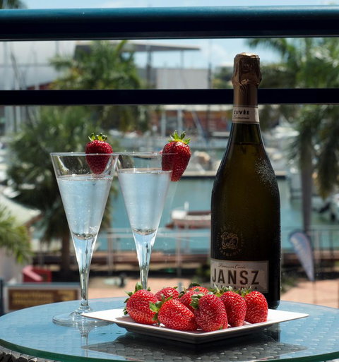 Park Regis Anchorage - Tourism Caloundra 13
