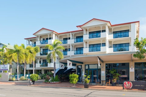 Park Regis Anchorage - Tourism Caloundra 1