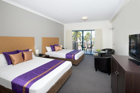 Park Regis Anchorage - Tourism Caloundra 12