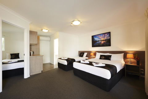 Takalvan Motel - Tourism Caloundra 1