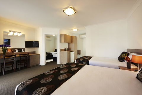 Takalvan Motel - Tourism Caloundra 2