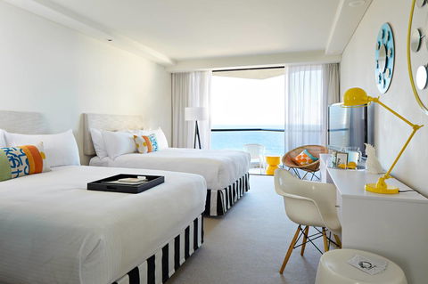 QT Gold Coast - Tourism Caloundra 5