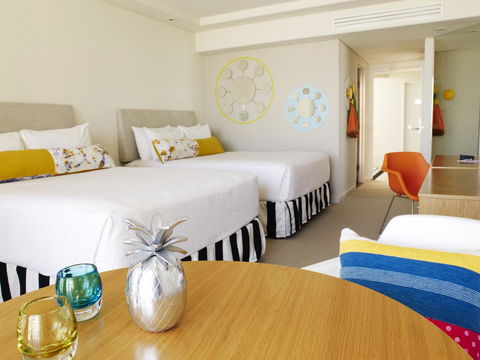 QT Gold Coast - Tourism Caloundra 9