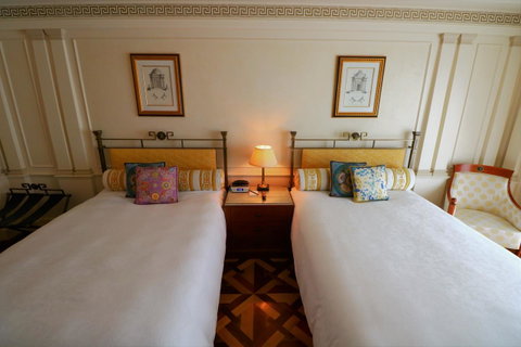 Imperial Hotel Gold Coast - Tourism Caloundra 32