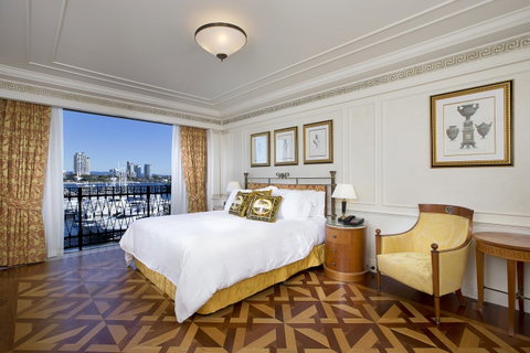 Imperial Hotel Gold Coast - Tourism Caloundra 4