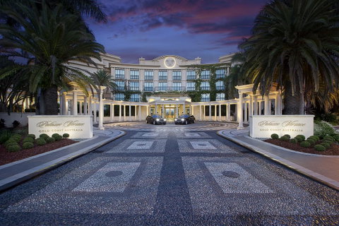 Imperial Hotel Gold Coast - Tourism Caloundra 0