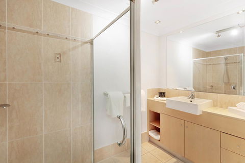 Mantra Aqueous On Port - Tourism Caloundra 19