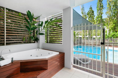 Mantra Aqueous On Port - Tourism Caloundra 13