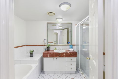 APR Private SUITES MOROC By The Beach - Tourism Caloundra 28