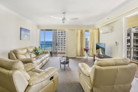 APR Private SUITES MOROC By The Beach - Tourism Caloundra 20