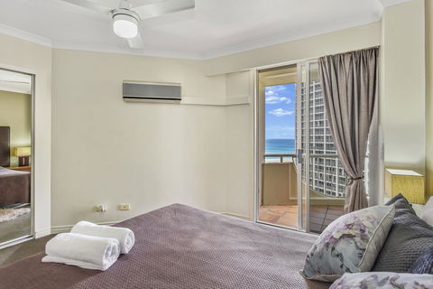APR Private SUITES MOROC By The Beach - Tourism Caloundra 18