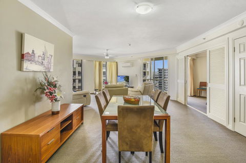 APR Private SUITES MOROC By The Beach - Tourism Caloundra 24