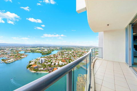 The Towers Of Chevron Renaissance - Holidays Gold Coast - Tourism Caloundra 12