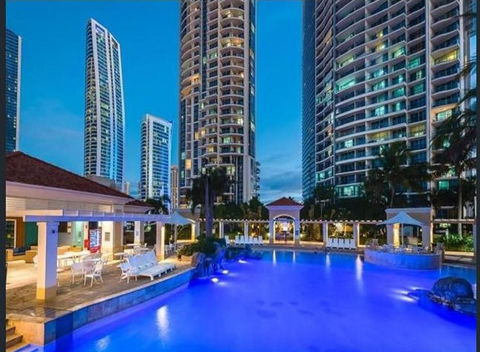 The Towers Of Chevron Renaissance - Holidays Gold Coast - Tourism Caloundra 5