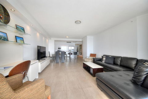 The Towers Of Chevron Renaissance - Holidays Gold Coast - Tourism Caloundra 21