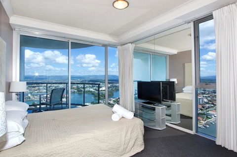 The Towers Of Chevron Renaissance - Holidays Gold Coast - Tourism Caloundra 8