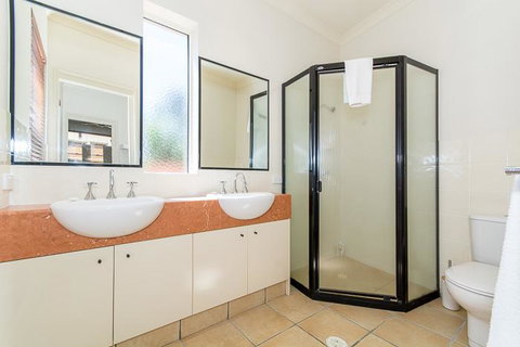 Hepburn Holiday Haven - Tourism Caloundra 16