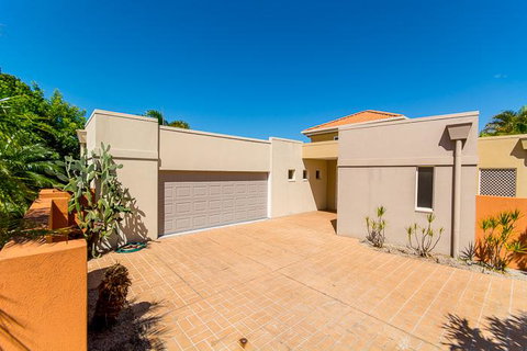 Hepburn Holiday Haven - Tourism Caloundra 2