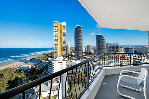 ULTIQA Beach Haven On Broadbeach - Tourism Caloundra 8