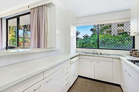 ULTIQA Beach Haven On Broadbeach - Tourism Caloundra 36