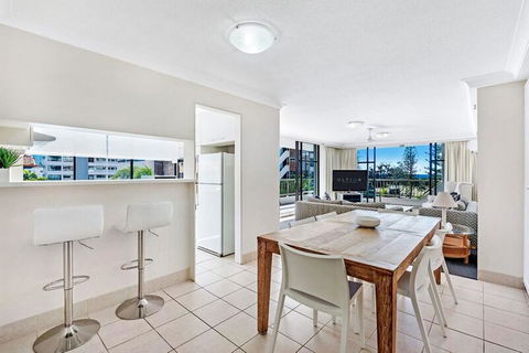 ULTIQA Beach Haven On Broadbeach - Tourism Caloundra 23