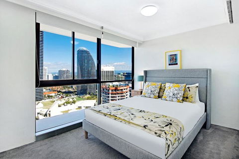 ULTIQA Beach Haven On Broadbeach - Tourism Caloundra 7