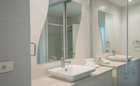 De Ville Apartments - Tourism Caloundra 25