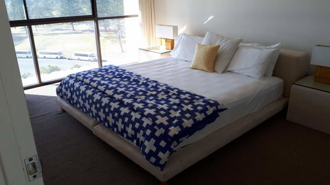 De Ville Apartments - Tourism Caloundra 8