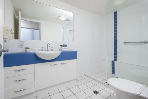 Belaire Place Motel Apartments - Tourism Caloundra 10
