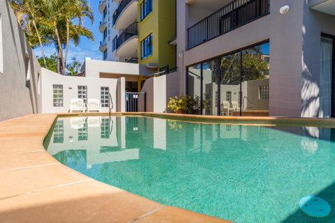 Belaire Place Motel Apartments - Tourism Caloundra 15