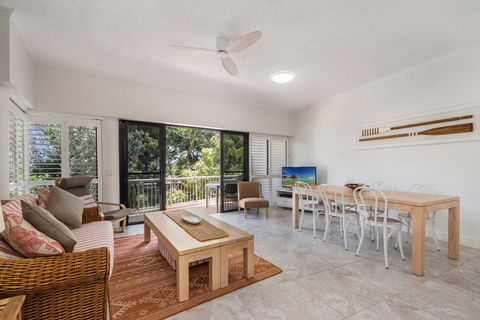 Mirra Chana - Tourism Caloundra 11
